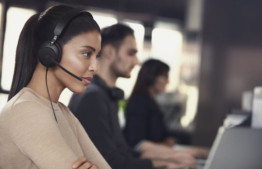 Jabra Evolve2 40 SE Stereo Wired On-Ear Headset with Extension Cable (Black) — Being Shipped