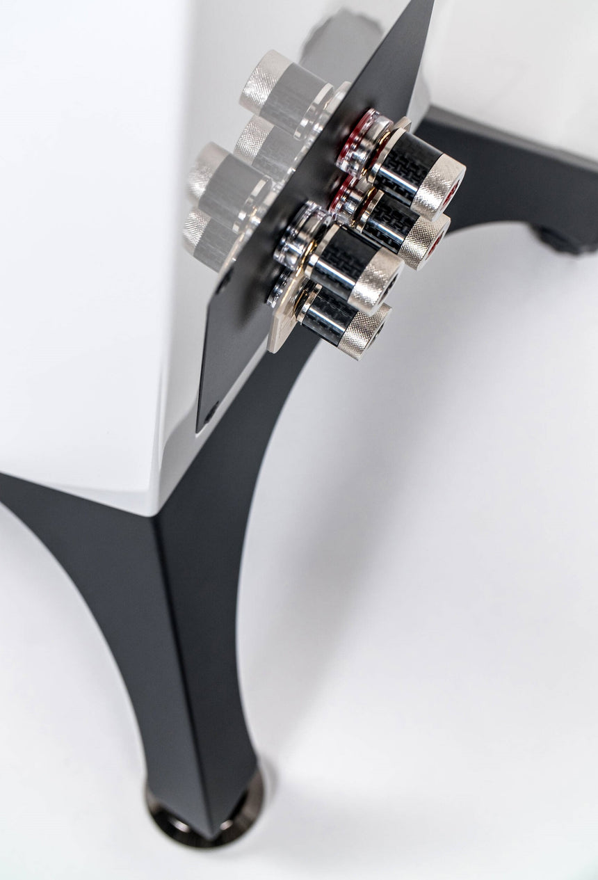 ELAC Concentro S 507 Floorstanding Speaker (White High Gloss) — Being Shipped