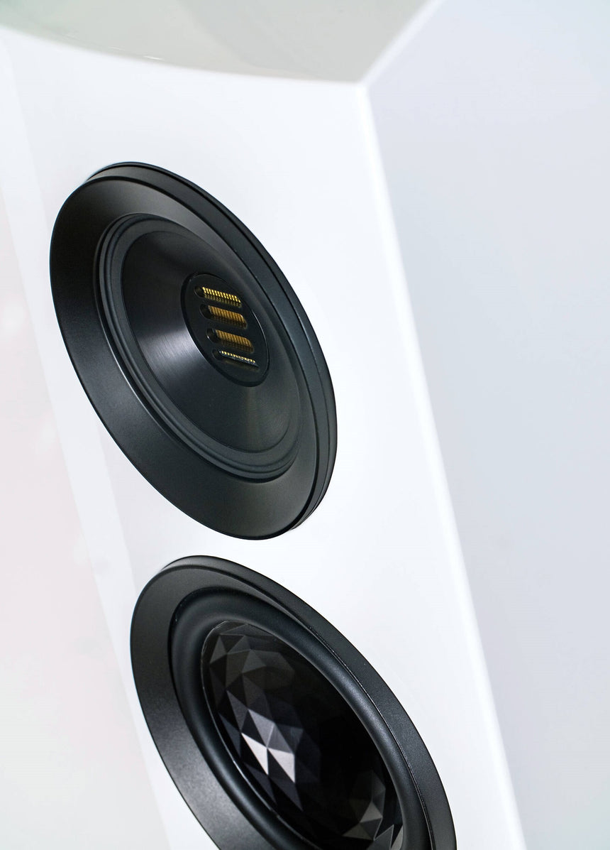 ELAC Concentro S 507 Floorstanding Speaker (White High Gloss) — Being Shipped