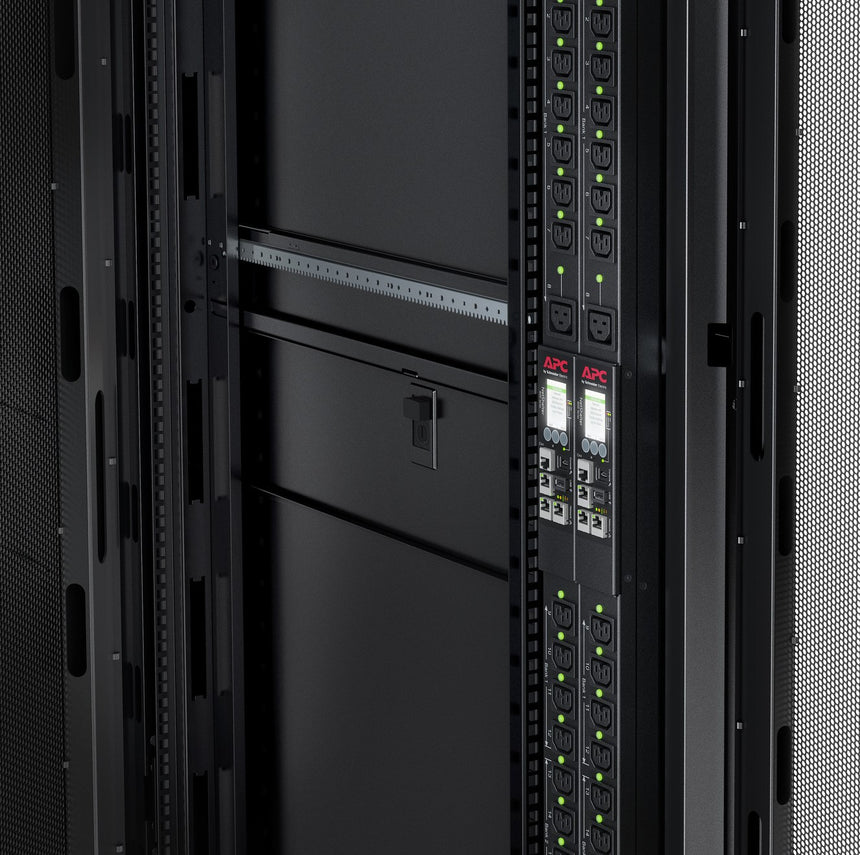 APC 9000 Switched 0U 30A 120/208V 24 Outlets Rack Power Distribution Unit — Being Shipped