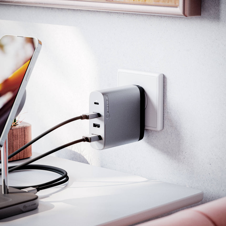 ALOGIC 100W Rapid Power 4-Port USB PD GaN Charger (Space Gray) — Being Shipped