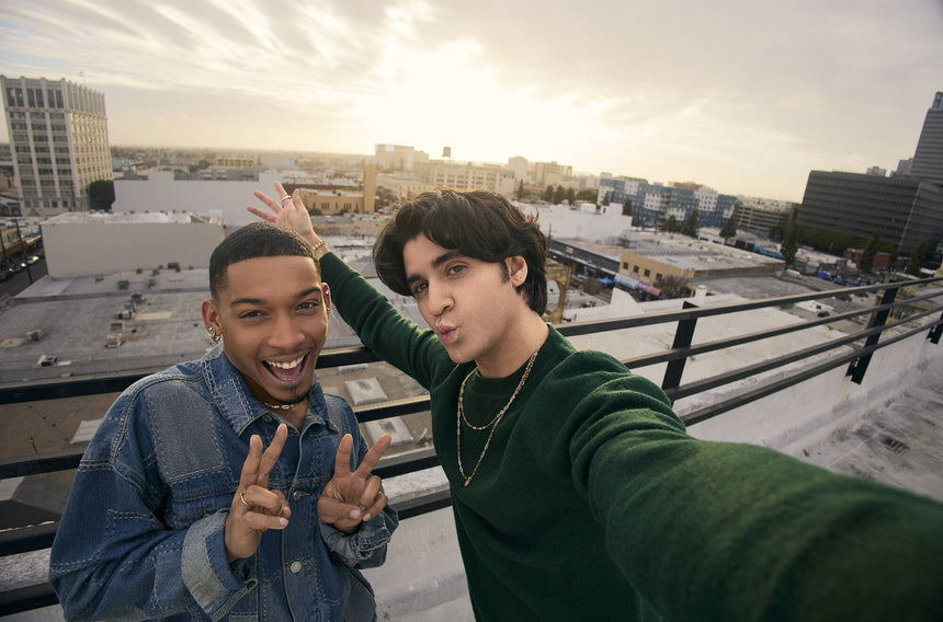 Canon EOS R8 Mirrorless Camera with RF 24-50mm f/4.5-6.3 IS STM Lens — Being Shipped