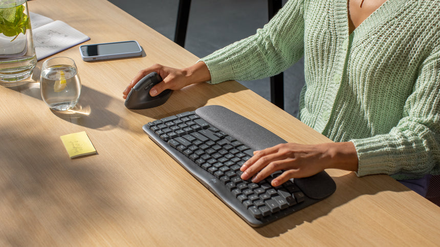 Logitech Lift Vertical Left Handed Ergonomic Wireless Mouse (Graphite) — Being Shipped