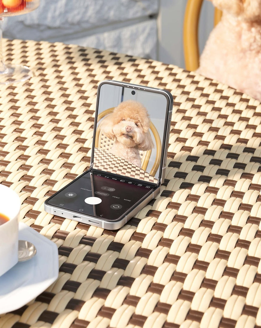 Samsung Galaxy Z Flip6 Smartphone, Qualcomm Snapdragon 8, 12GB RAM, 256GB Storage (Unlocked, Silver Shadow) — Being Shipped