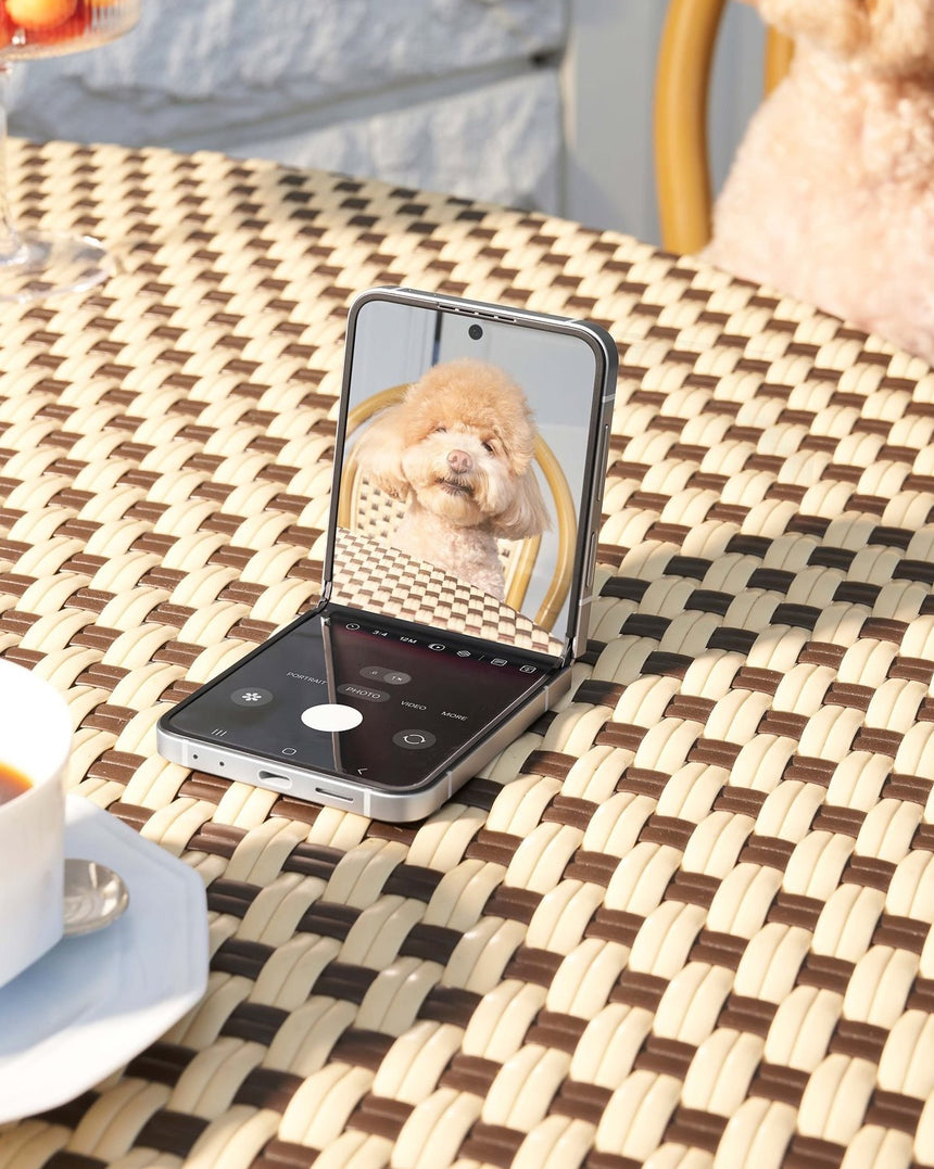 Samsung Galaxy Z Flip6 Smartphone, Snapdragon 8 Gen 3, 12GB RAM, 512GB Storage (Unlocked, Silver Shadow) — Being Shipped