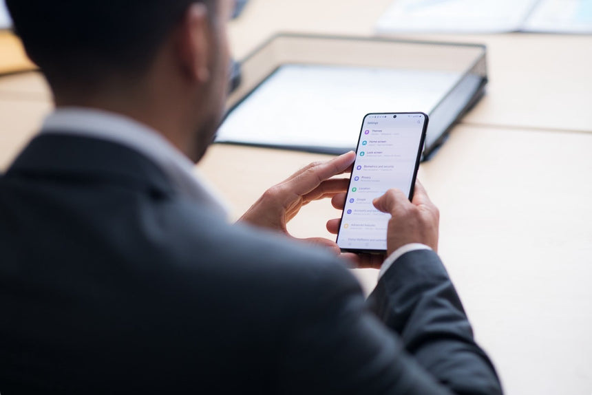 Samsung Galaxy S23+ Smartphone,Snapdragon 8 Gen 2, 8GB RAM, 512GB Storage (Unlocked, Phantom Black) — Being Shipped