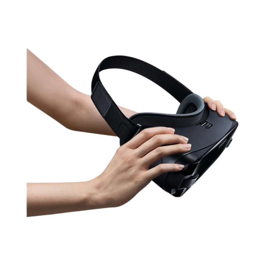 Samsung Gear VR 2015 Edition Virtual Reality Headset — Being Shipped