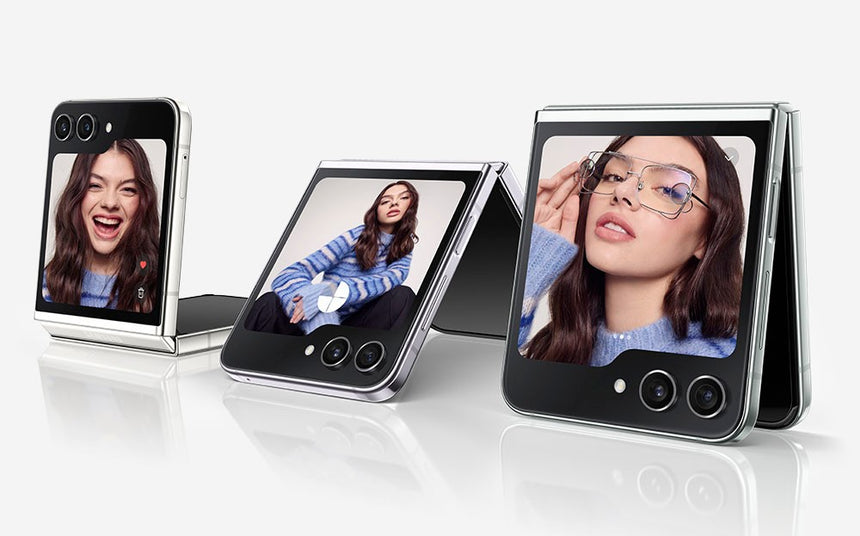 Samsung Galaxy Z Flip5 512GB Unlocked Smartphone (Graphite) — Being Shipped