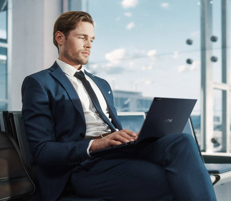 ASUS ExpertBook B9 OLED 14" Notebook, Intel Core i7-1355U, 16GB RAM, 1TB SSD — Being Shipped