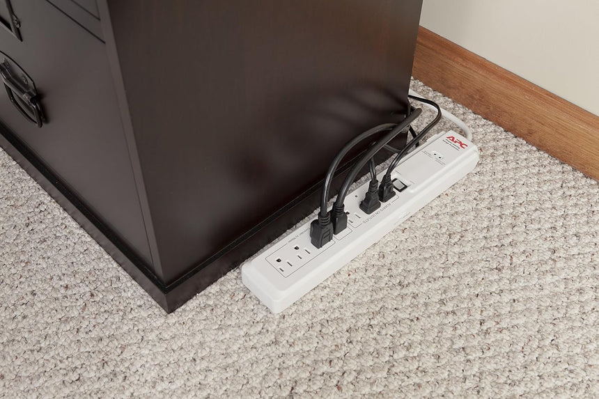 APC Power-Saving 7-Outlet SurgeArrest 4' Cord 120V — Being Shipped
