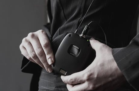 Shure SLXD14/93 Digital Wireless Omni Lavalier Microphone System — Being Shipped