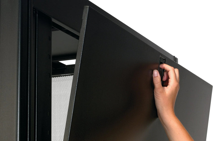 APC NetShelter SX, Server Rack Enclosure, 42U, Black, 1991.4H x 750W x 1070D mm — Being Shipped