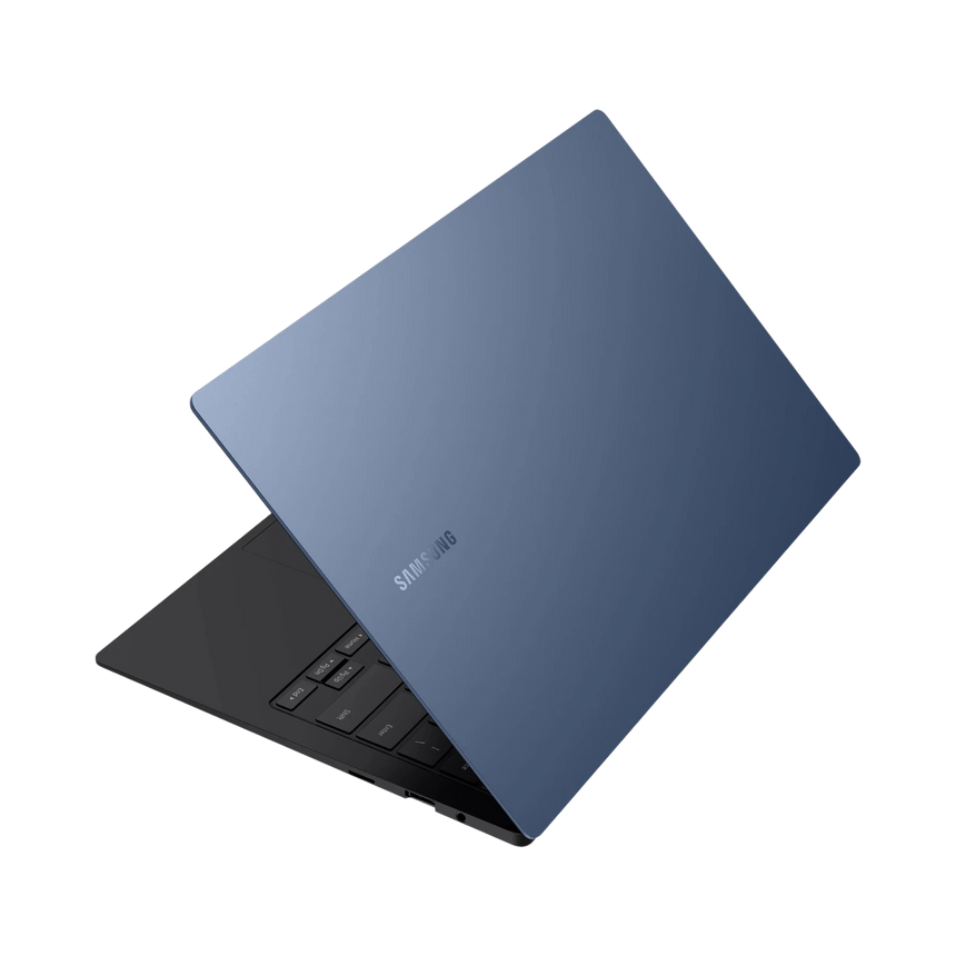 Samsung Galaxy Book Pro 13.3" Notebook, Intel Core i5-1135G7, 8GB RAM, 256GB SSD — Being Shipped