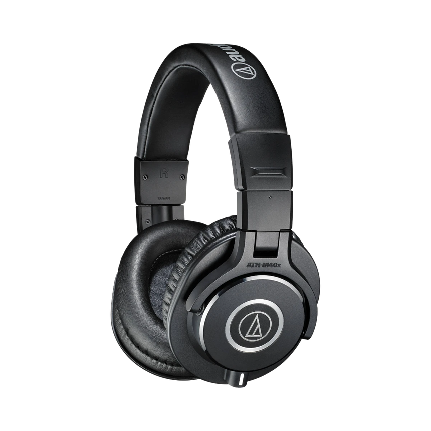 Audio-Technica ATH-M40x Closed-Back Monitor Headphones (Black) — Being Shipped