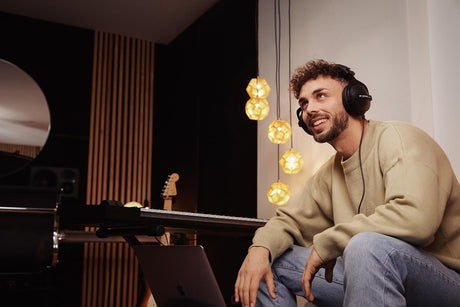 Beyerdynamic DT 770 Pro 32 Ohm Closed-Back Over-Ear Headphones — Being Shipped