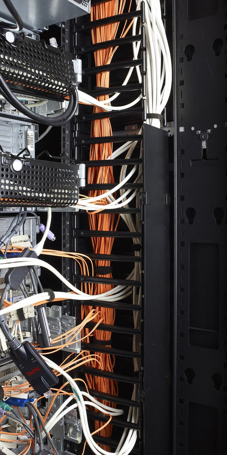 APC NetShelter Vertical Cable Manager, for NetShelter SX 750mm Wide 48U, 97 x 2184 x 160 mm — Being Shipped