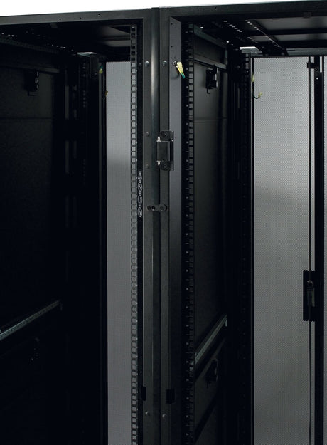 APC NetShelter SX 42U/48U Baying Trim Kit Black — Being Shipped