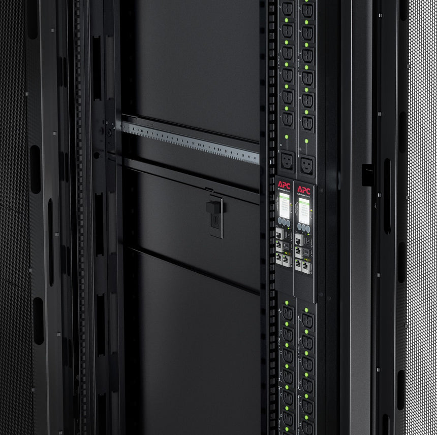 APC 9000 Switched, ZeroU, 20A, 208V, (21) C13/C15 & (3) C19/C21, L620 Cord Rack Power Distribution Unit — Being Shipped