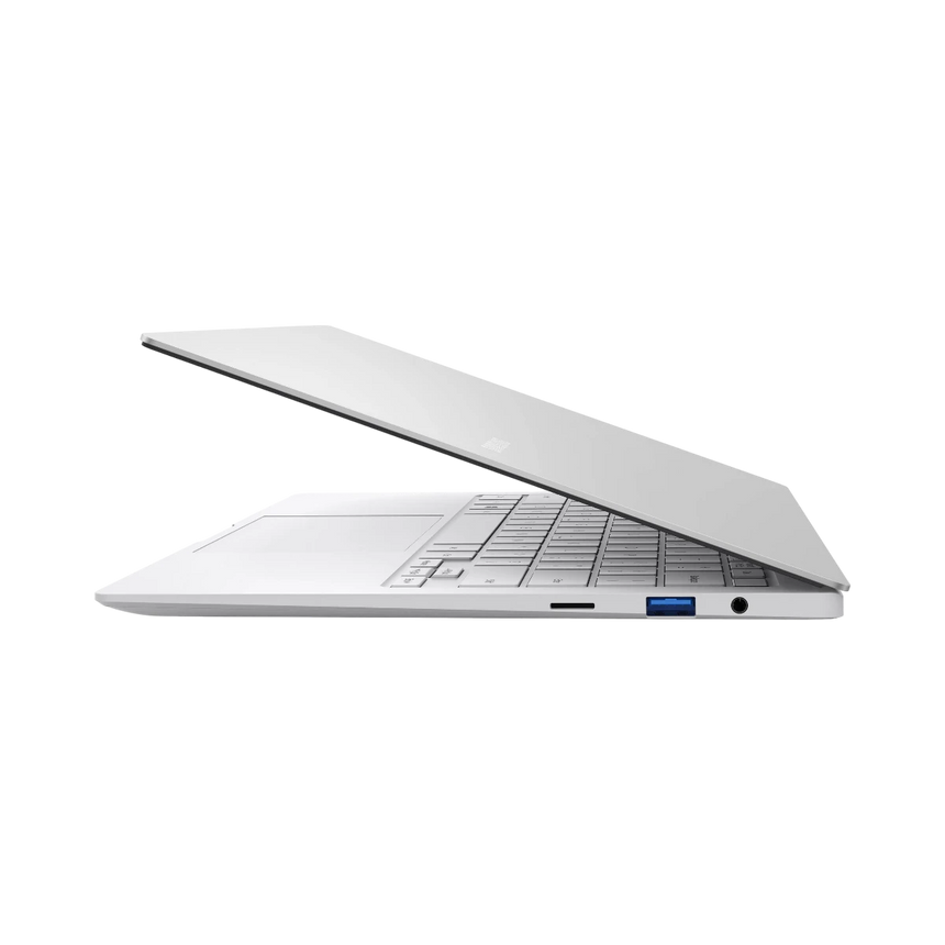 Samsung Galaxy Book Pro 13.3" Laptop, Intel Core i5-1135G7, 8GB RAM, 256GB SSD (Mystic Silver) — Being Shipped