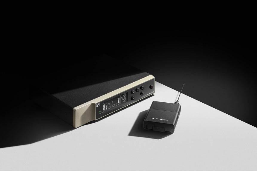 Sennheiser EW-D SK BASE SET Digital Wireless Microphone System with Bodypack, No Mic (R4-9: 552 to 607 MHz) — Being Shipped