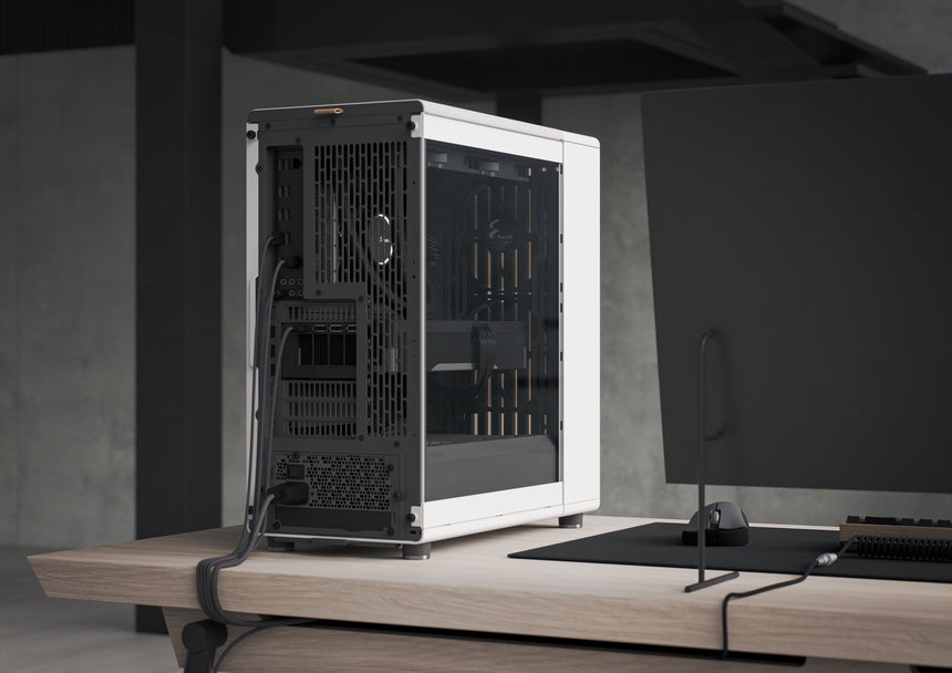 Fractal Design North Mid-Tower Case (Chalk White, Clear Glass) — Being Shipped