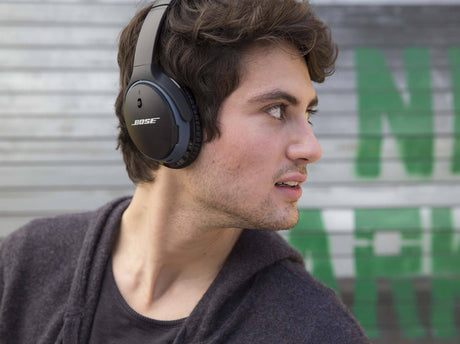 Bose SoundLink Around-Ear Wireless Headphones II (Black) — Being Shipped