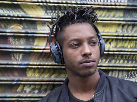 Bose SoundLink Around-Ear Wireless Headphones II (Black) — Being Shipped