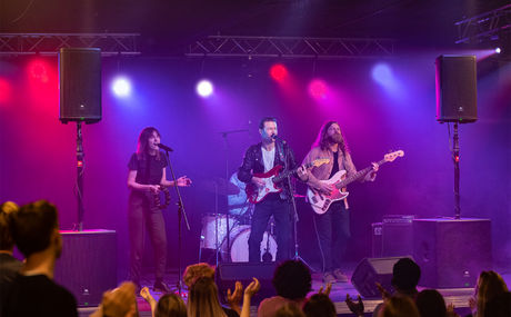 JBL EON718S 1500W 18" Powered Subwoofer with Bluetooth Control and DSP — Being Shipped