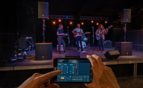 JBL EON718S 1500W 18" Powered Subwoofer with Bluetooth Control and DSP — Being Shipped