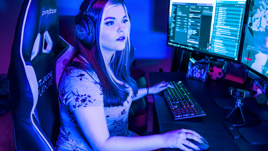 Logitech - C922 Pro Stream 1080 Video Streaming Webcam — Being Shipped