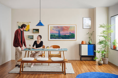 Samsung The Frame 32" 16:9 60Hz FHD HDR QLED Smart TV — Being Shipped