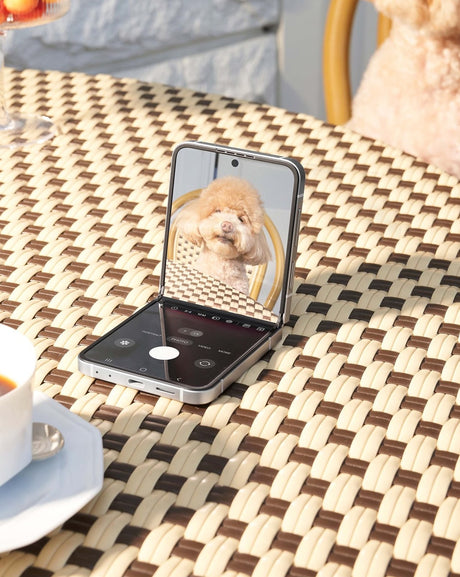 Samsung Galaxy Z Flip6 Smartphone, Qualcomm Snapdragon 8, 12GB RAM, 256GB Storage (Unlocked, Silver Shadow) — Being Shipped