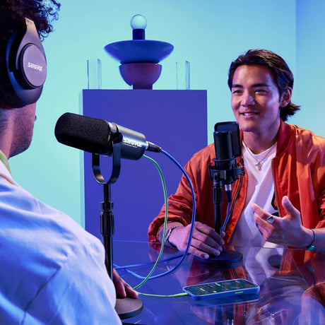 Shure MV7i Cardioid Dynamic Smart Microphone & Interface — Being Shipped