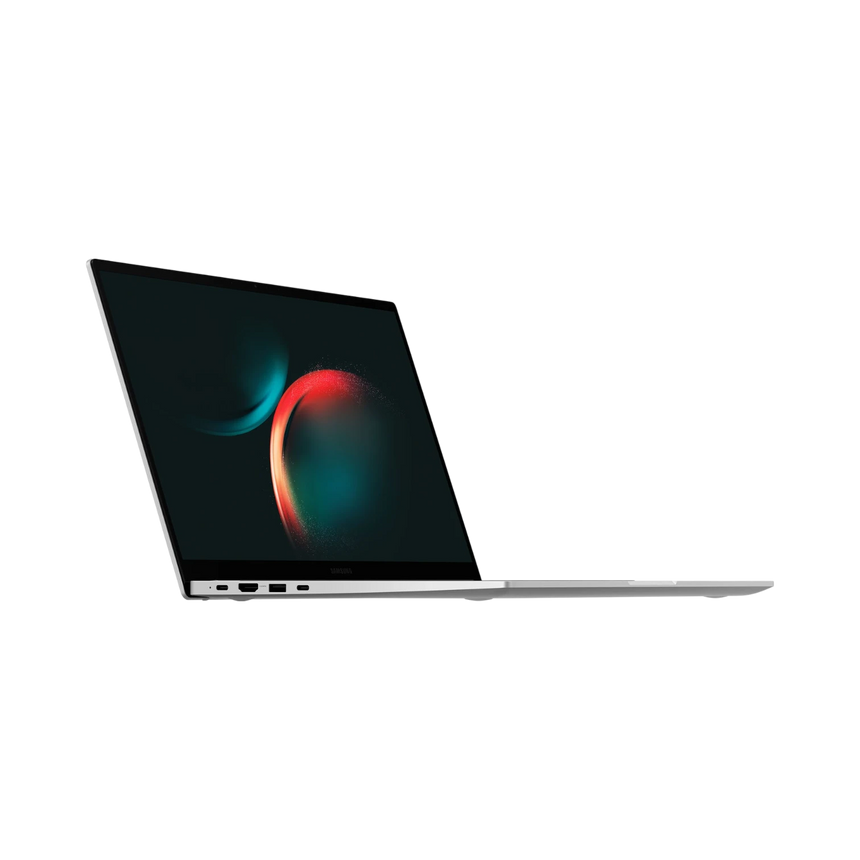 Samsung Galaxy Book3 15.6" Laptop, Intel Core i7-1355U, 16GB RAM, 512GB SSD (Silver) — Being Shipped