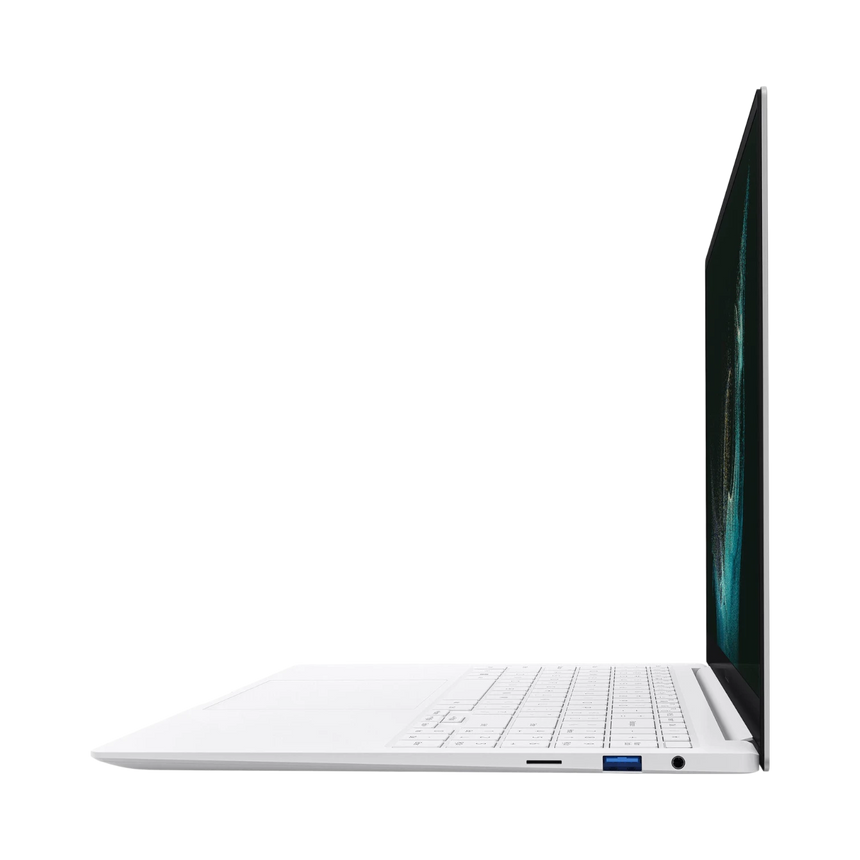 Samsung Galaxy Book2 Pro 15.6" Laptop, Intel Core i5-1240P, 16GB RAM, 256GB SSD (Graphite) — Being Shipped