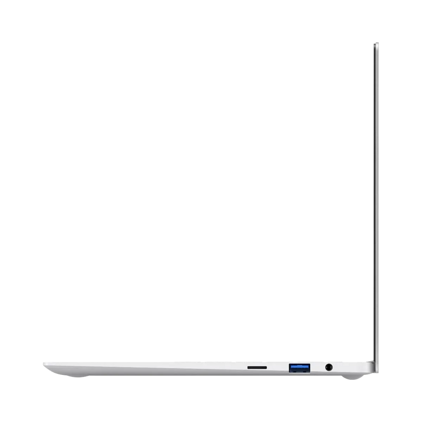 Samsung Galaxy Book Pro 15 15.6" Laptop, Intel Core i5-1135G7, 8GB RAM, 256GB SSD (Mystic Silver) — Being Shipped