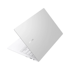 Samsung Galaxy Book Pro 15 15.6" Laptop, Intel Core i5-1135G7, 8GB RAM, 256GB SSD (Mystic Silver) — Being Shipped