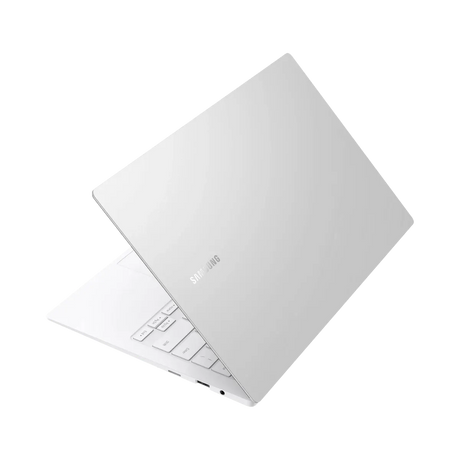 Samsung Galaxy Book Pro 15 15.6" Laptop, Intel Core i5-1135G7, 8GB RAM, 256GB SSD (Mystic Silver) — Being Shipped