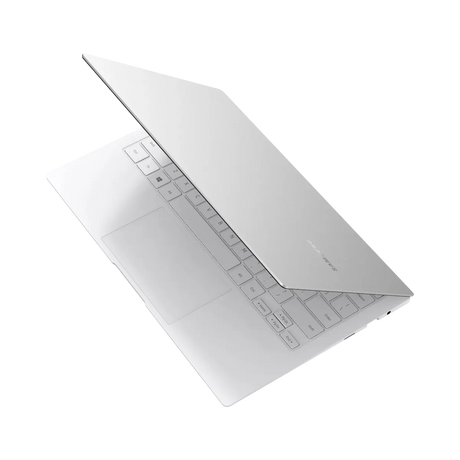 Samsung Galaxy Book Pro 15 15.6" Laptop, Intel Core i5-1135G7, 8GB RAM, 256GB SSD (Mystic Silver) — Being Shipped