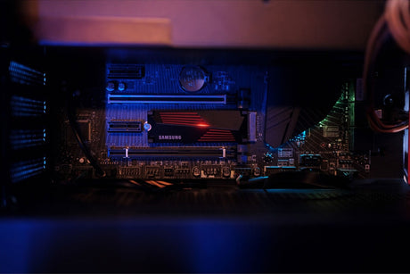 Samsung 990 PRO 4TB M.2 2280 PCIe 4.0 x4 Internal SSD with Heatsink — Being Shipped