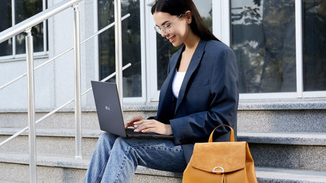 ASUS ExpertBook B1 15.6" Business Laptop, Intel Core i5-1235U, 16GB RAM, 256GB SSD — Being Shipped