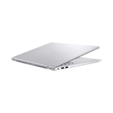 ASUS VivoBook 17 17" Laptop, Intel Core i7-1165G7, 16GB DDR4 RAM, 1TB SSD (Transparent Silver) — Being Shipped