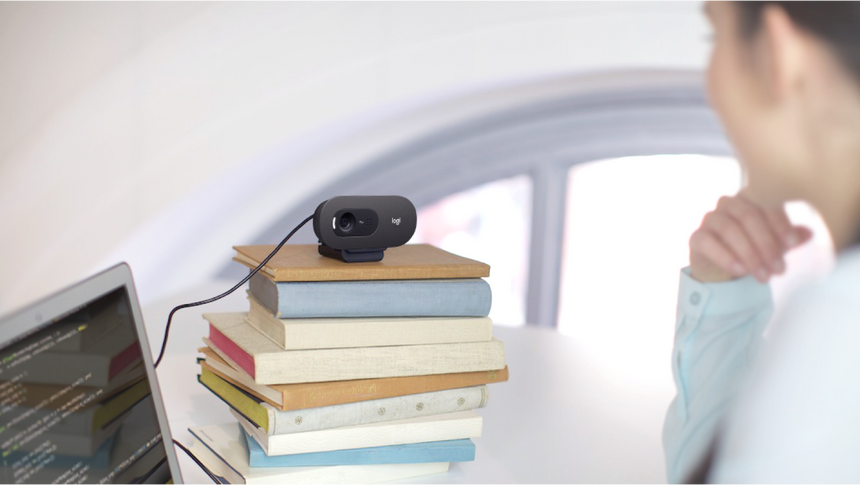 Logitech C505e HD WebCam — Being Shipped